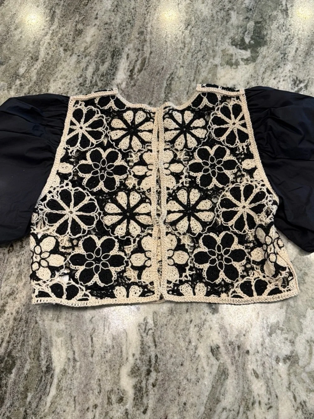 Zara Black Puff Sleeve Crochet Floral Crop Top - Black & Cream